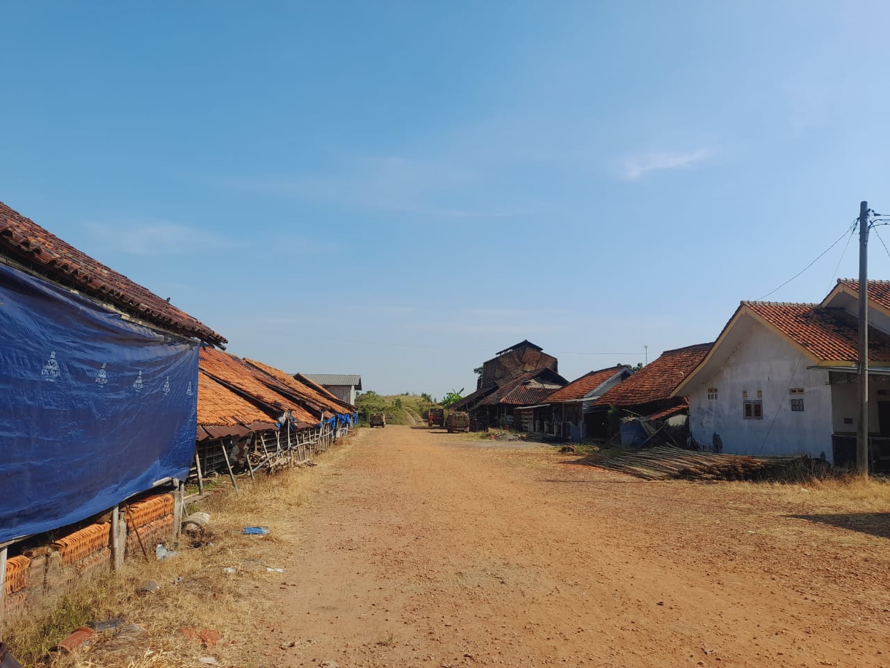 Produksi genteng Anugrah Jatiwangi